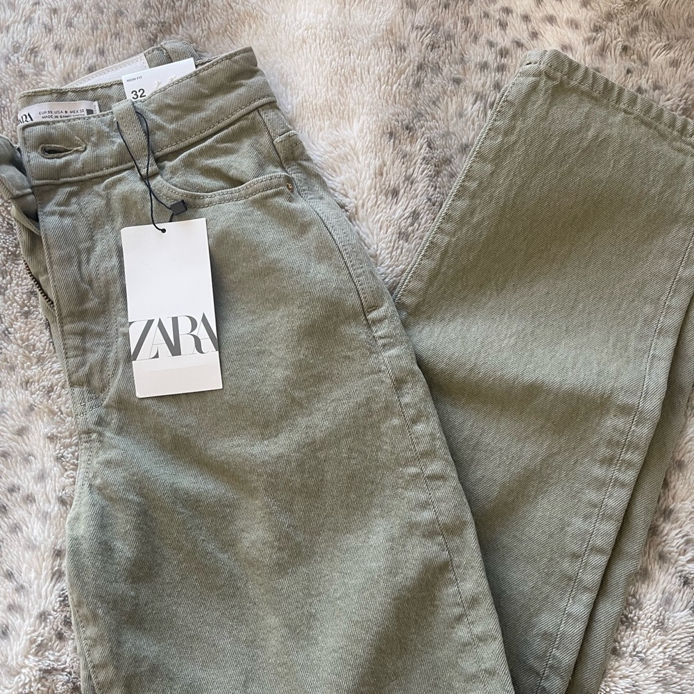 Zara Mom Fit Jeans